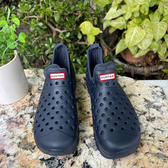 Hunter Kids Water Shoe Navy Size 3 Unisex new without tags - Picture 2 of 9